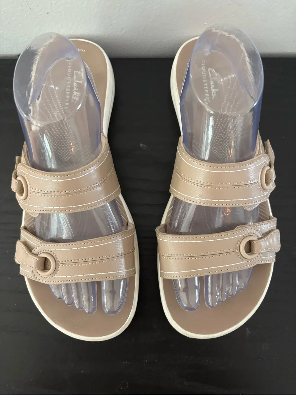 Clark’s‎ CloudSteppers Breeze Maye Sandals Women’s Size 10 Sand Shoes
